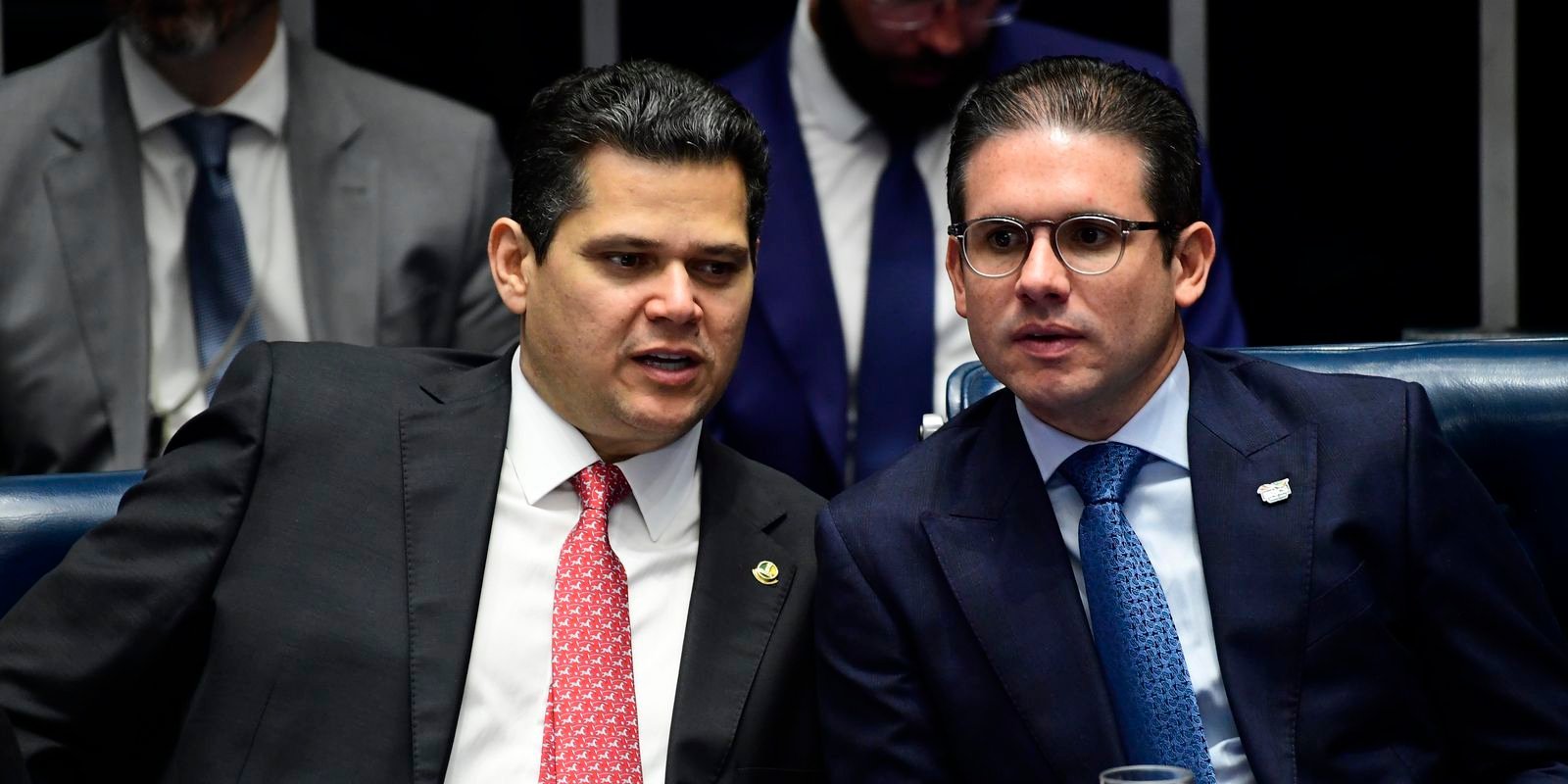 Tarifaço: Congresso pede diálogo nos campos comercial e diplomático