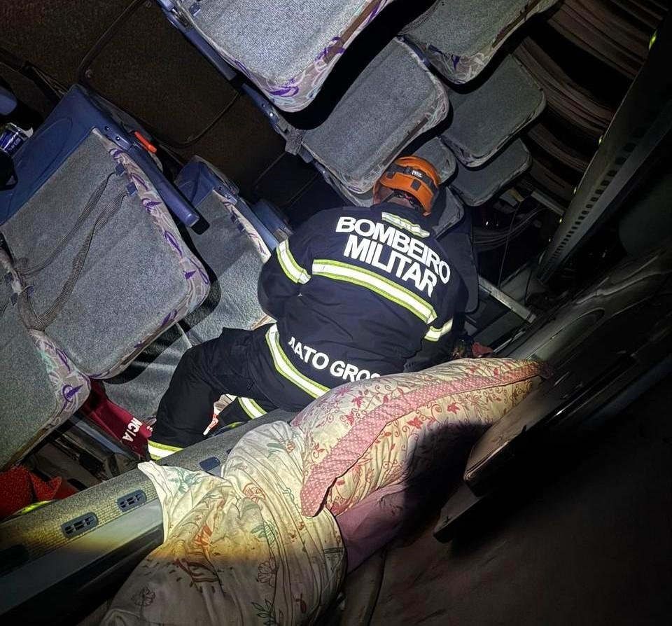 Acidente Serra São Vicente: 2 mortos e 34 feridos na BR-364