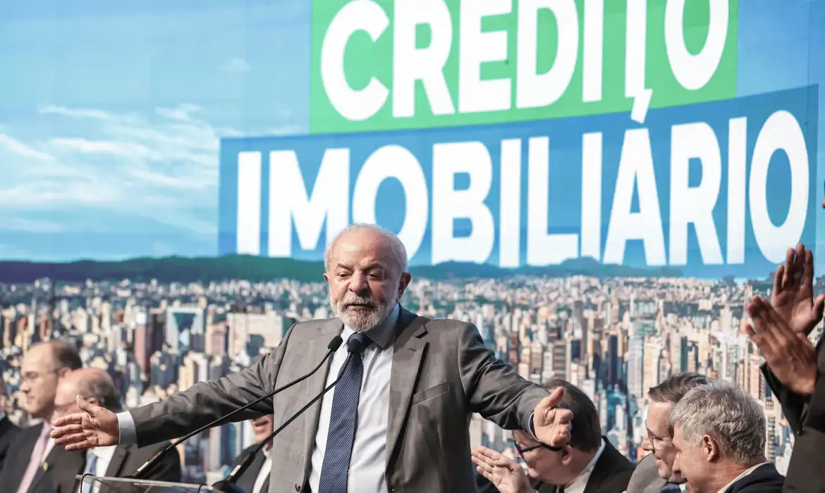 São Paulo (SP), 10/10/2025 - Presidente Luiz Inácio Lula da Silva participa da cerimônia de anúncio do novo modelo de crédito imobiliário, no Centro de Convenções Rebouças. Foto: Pulo Pinto/Agência Brasil