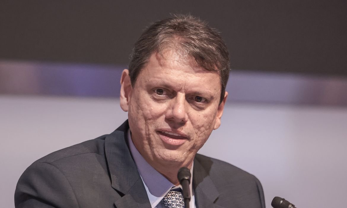 São Paulo (SP) 13/11/2025 - Governador Tarcísio de Freitas participa do leilão de sistema de travessias hídricas na B3. Foto Paulo Pinto/Agência Brasil