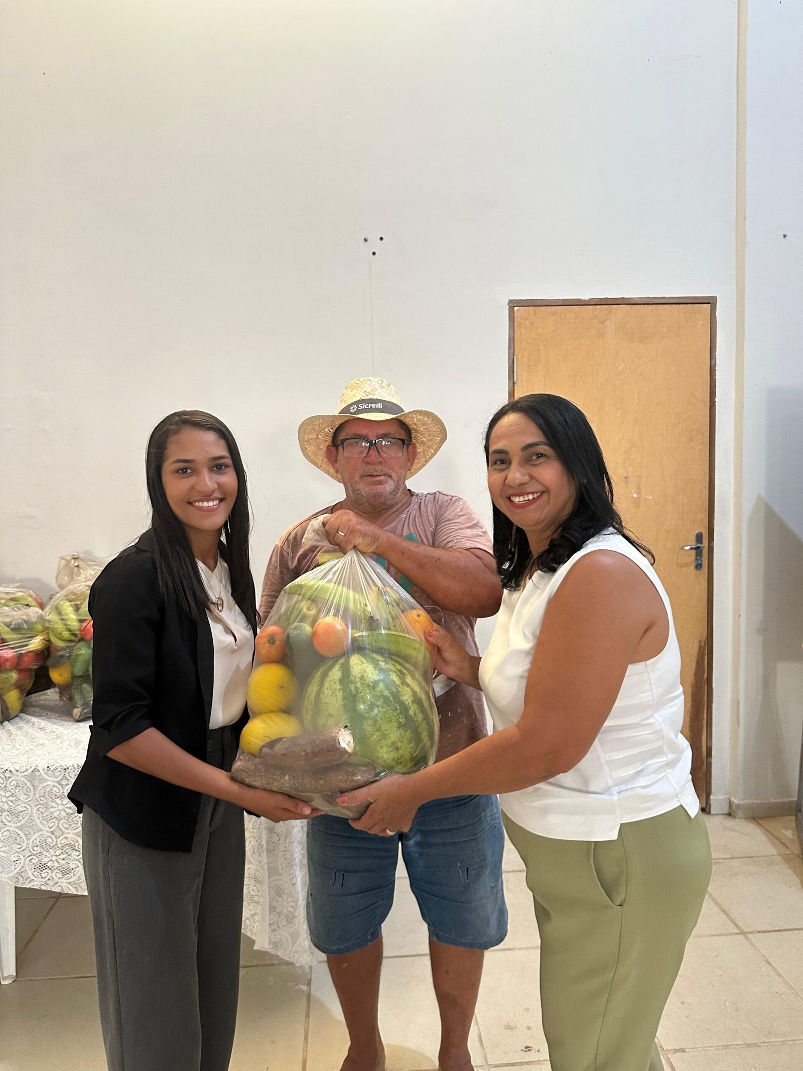 Cestas de alimentos Cáceres: Prefeitura amplia segurança alimentar