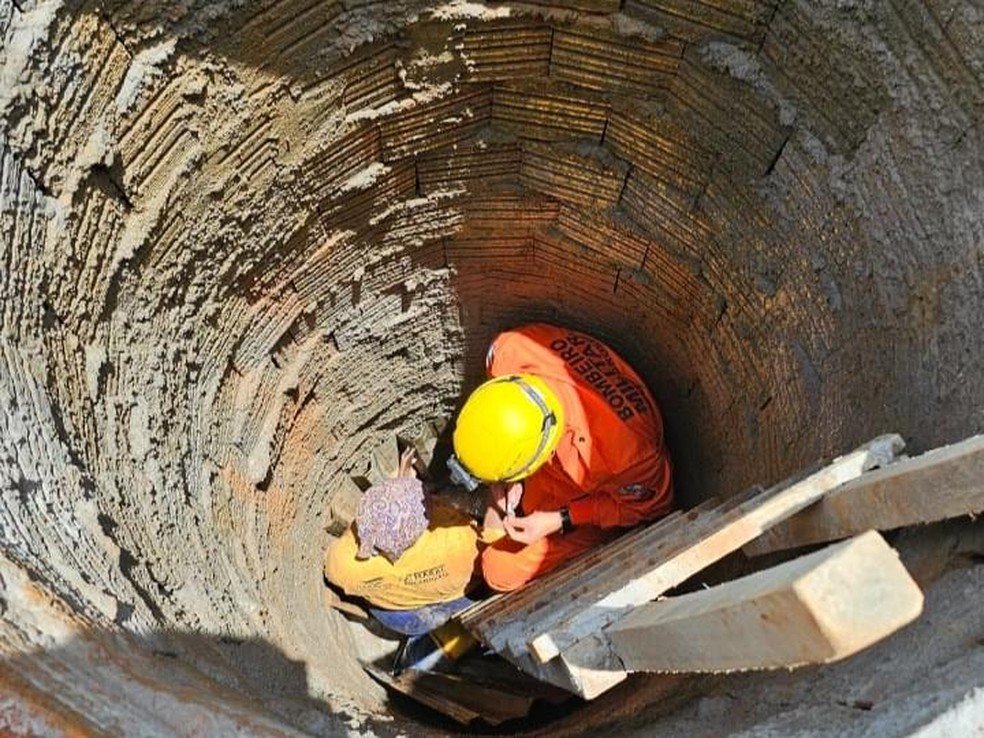 Trabalhadora resgatada fossa: Queda de 4,5 metros em Lucas do Rio Verde