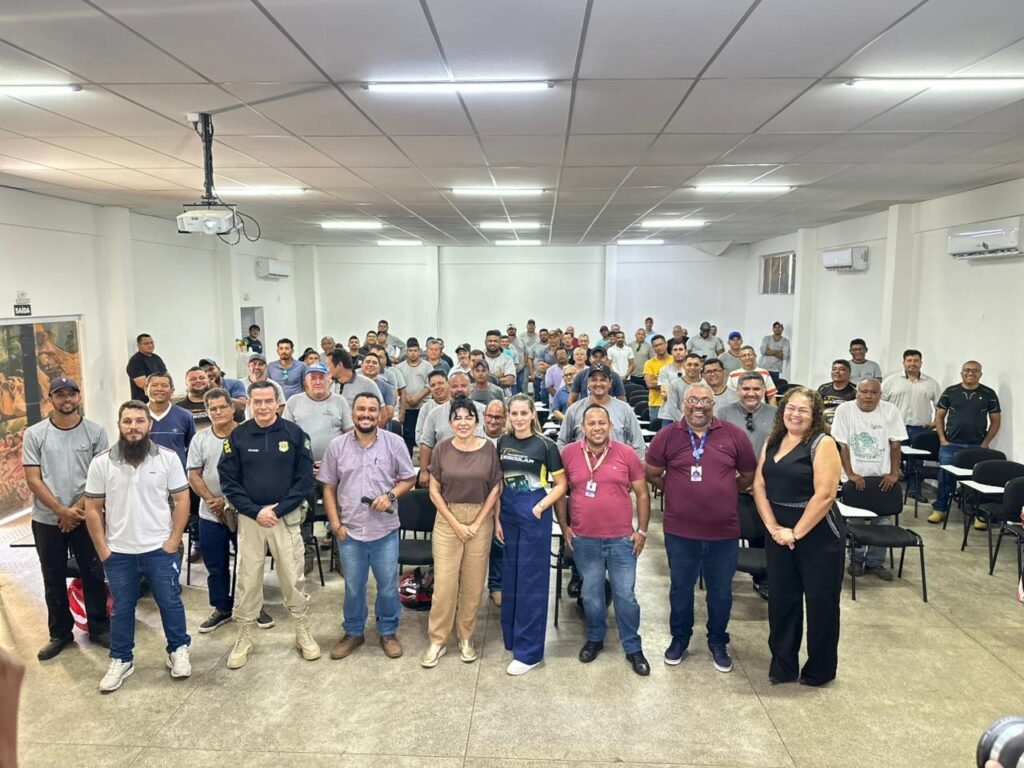 Segurança transporte escolar em Cáceres: capacitação da SME e PRF
