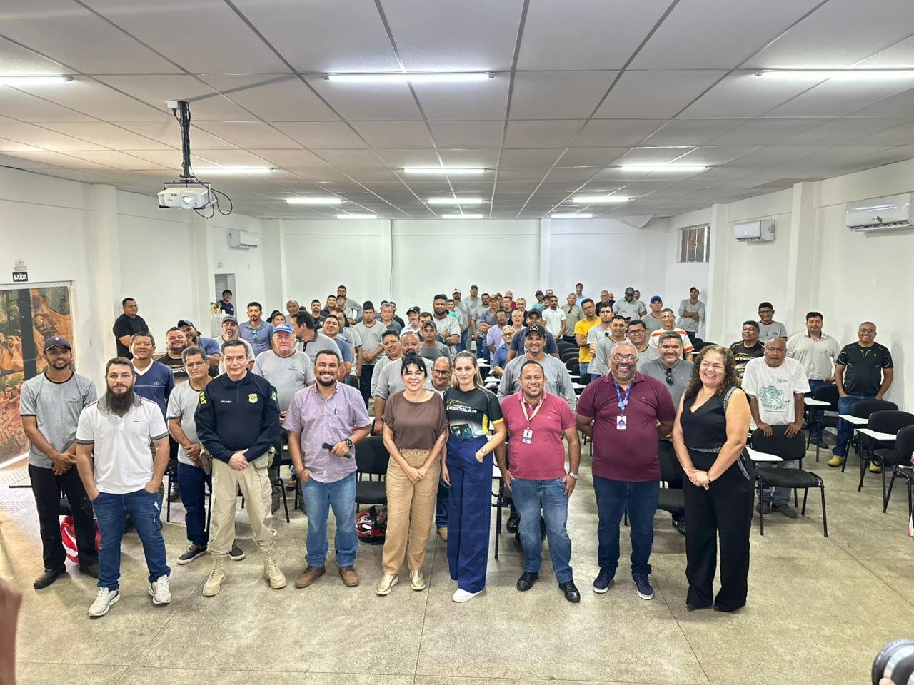 Segurança transporte escolar em Cáceres: capacitação da SME e PRF