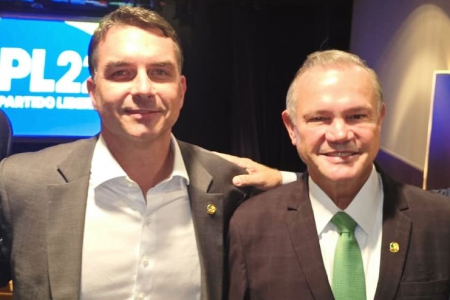 Visita Flávio Bolsonaro em Mato Grosso após Carnaval em março