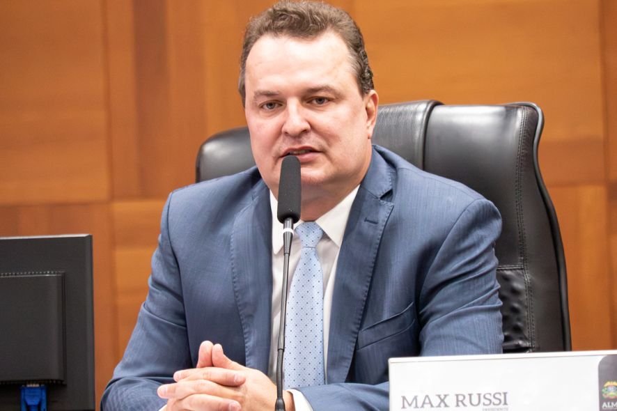 Max Russi Podemos projeta seis vagas na Assembleia