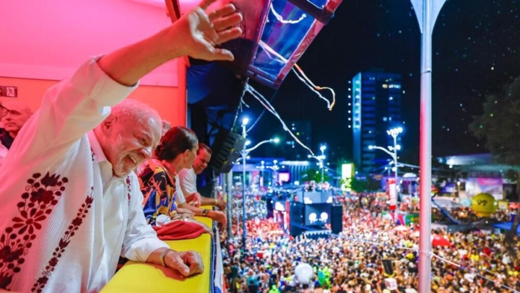 Propaganda extemporânea: homenagem a Lula pode gerar multa