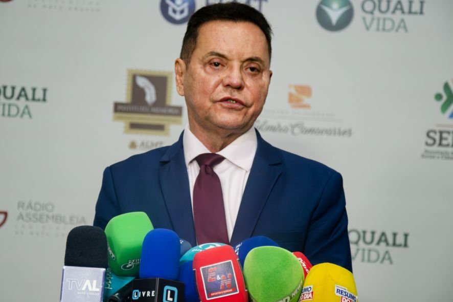 Janaina na vice: Botelho defende potencial de Riva para chapa