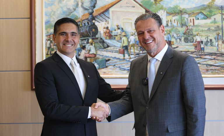 A cooperação agropecuária: Fávaro e Justiniano se reúnem bilateralmente