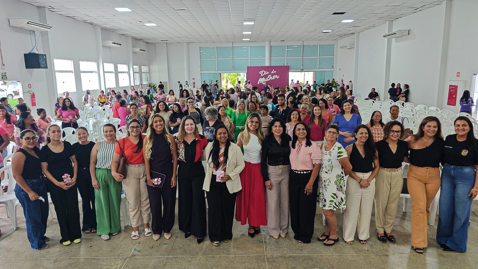 Seminário de proteção às mulheres em Cáceres fortalece rede