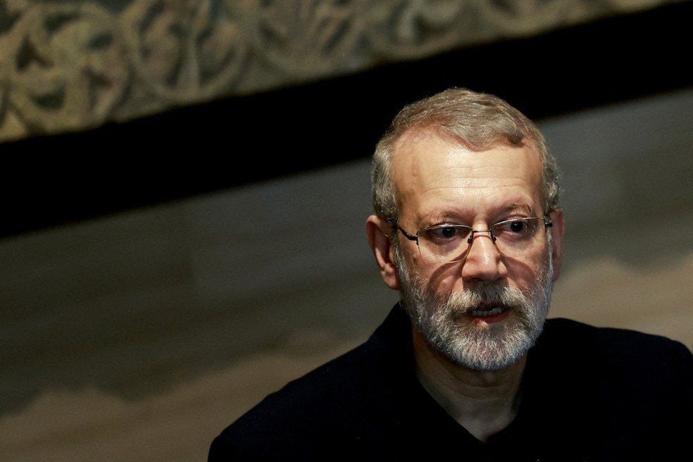 Morte de Ali Larijani: Irã confirma falecimento em ataque de Israel