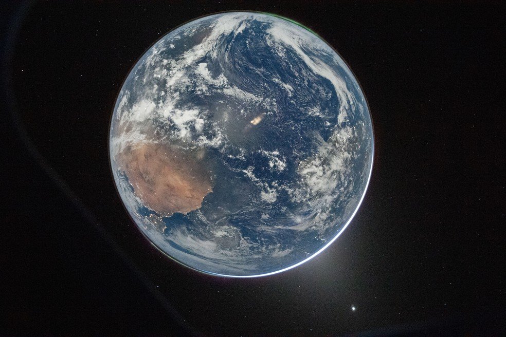Missão Artemis II: Astronautas relatam Lua 'ficando maior'