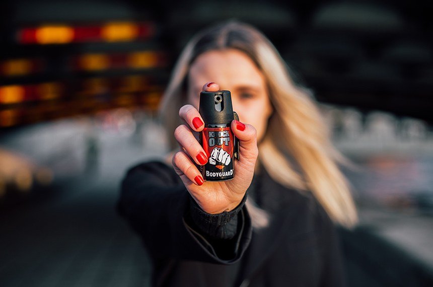 Câmara de Cáceres aprova porte de spray de pimenta para mulheres
