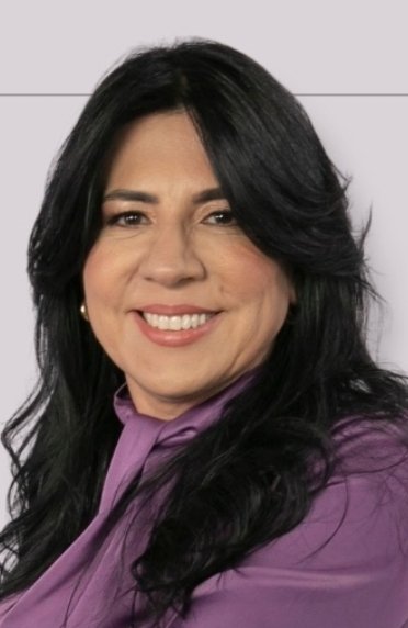 Dia do Trabalho em Cáceres: Prefeita Eliene Liberato Dias homenageia
