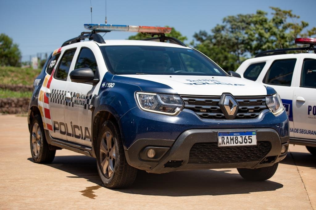 Polícia Militar em Barra do Bugres resgata adolescente e apreende