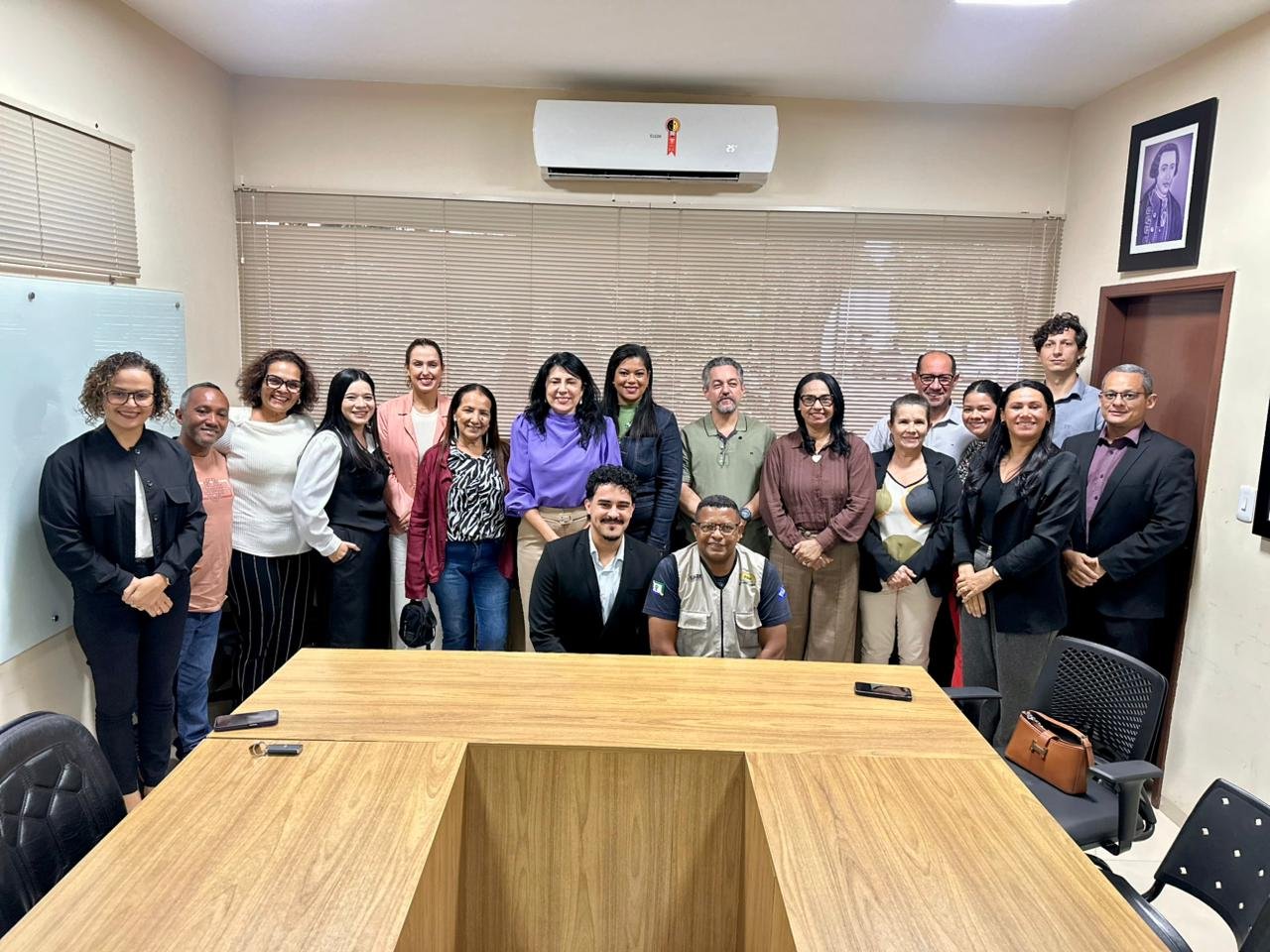 Conselho de Habitação de Cáceres: Prefeita Eliene empossa novos membros