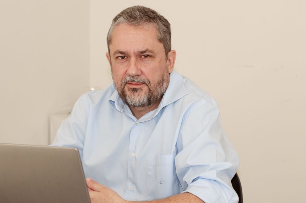 Prefeitura de Cáceres mantém aulas normais após caso suspeito