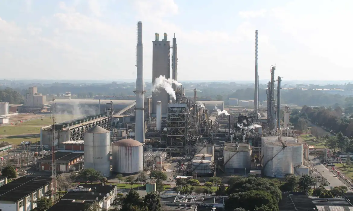Retomada de fábricas de fertilizantes pela Petrobras