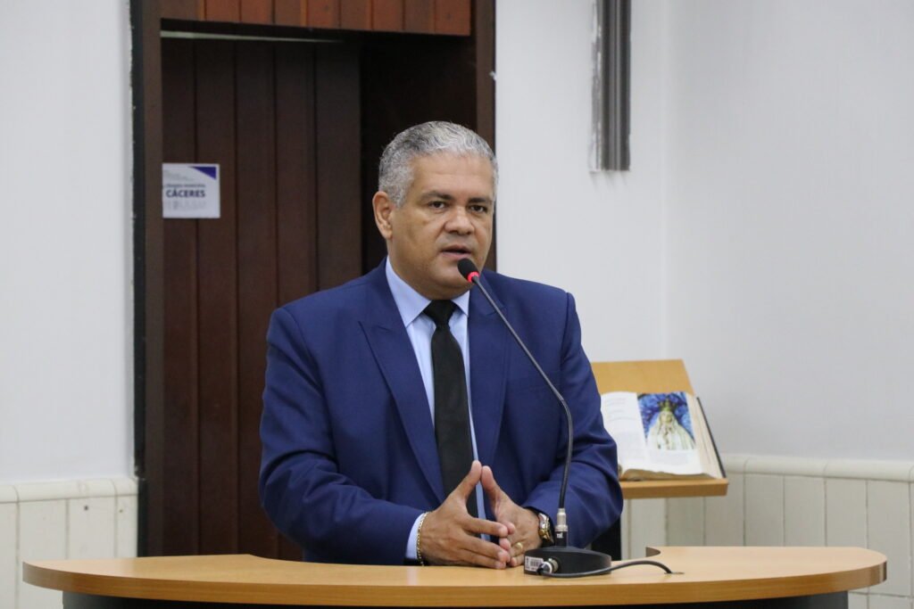 Lei do Auxílio-Alimentação: Câmara de Cáceres propõe revogação