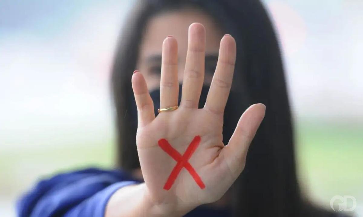 Violência doméstica no currículo escolar e Portal da Mulher MT são lançados