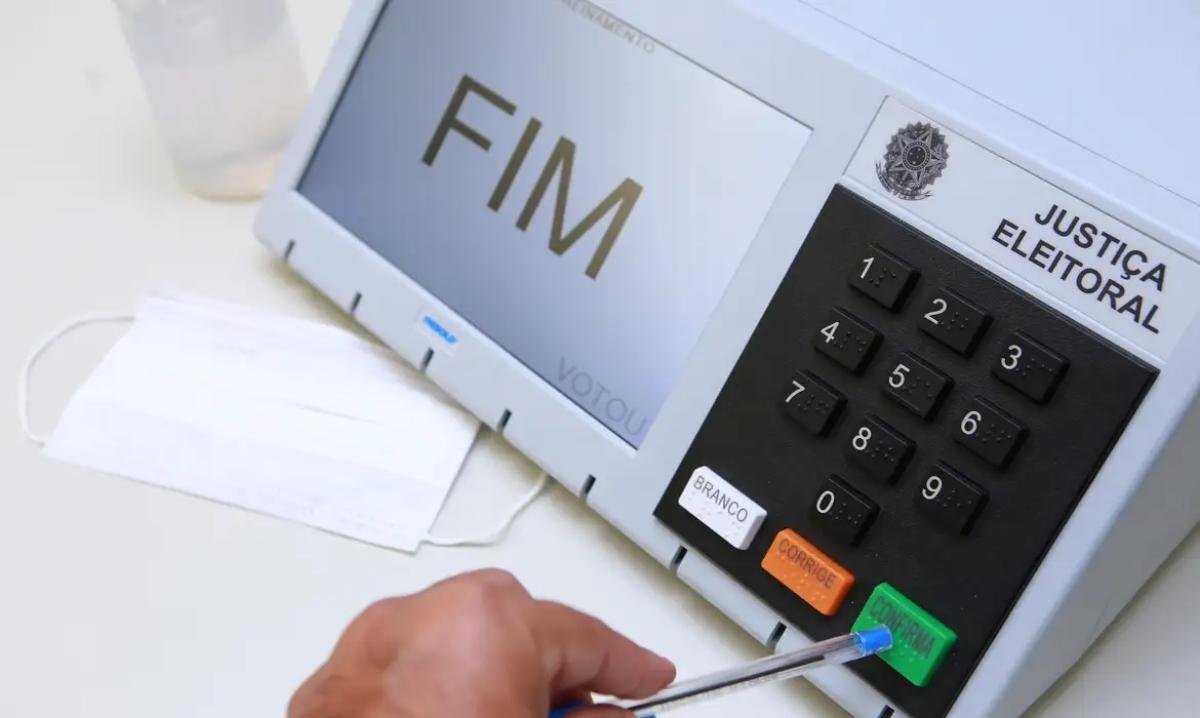 Limites de gastos de campanha superam salários de eleitos