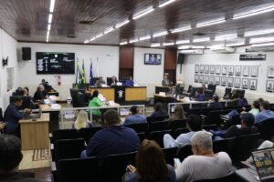 Câmara de Cáceres aprova projetos e encaminha empréstimo