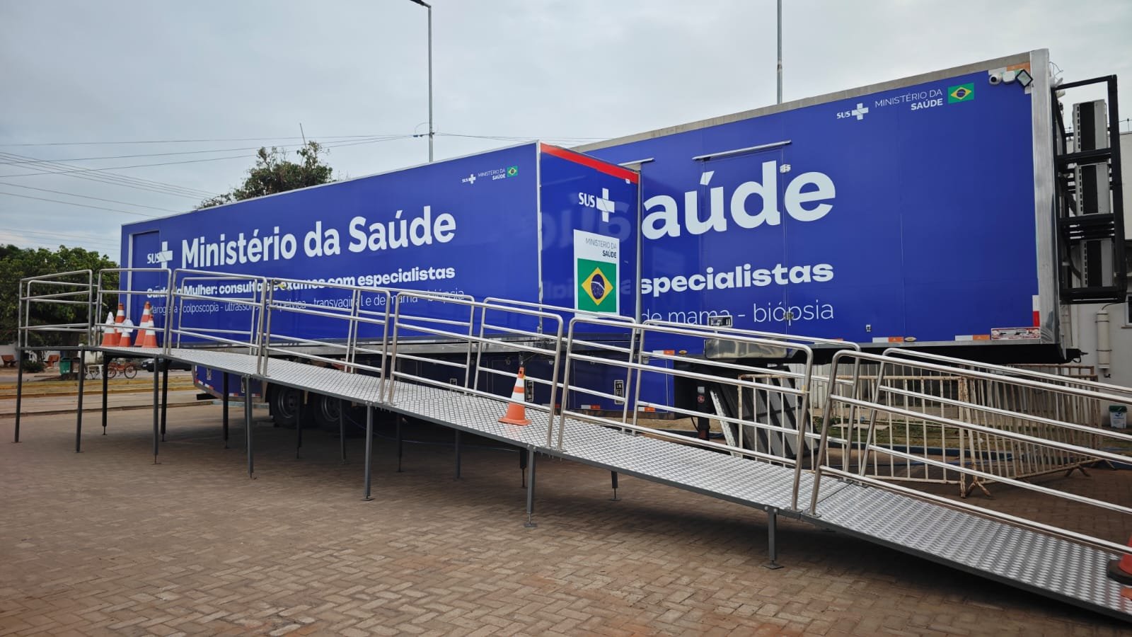 Carreta da Mulher em Cáceres amplia acesso a exames e consultas