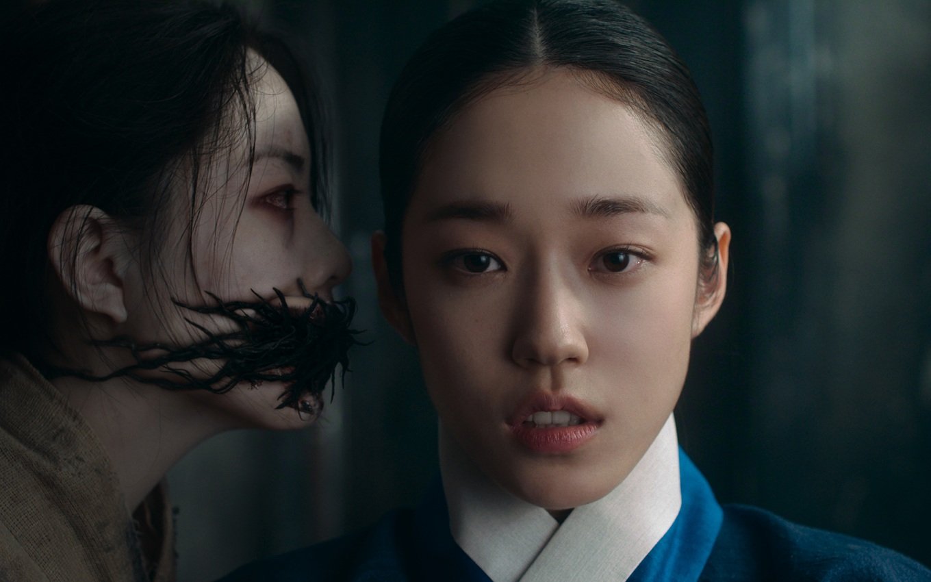 Roh Yoon-seo em A Leste do Palácio, série da Netflix