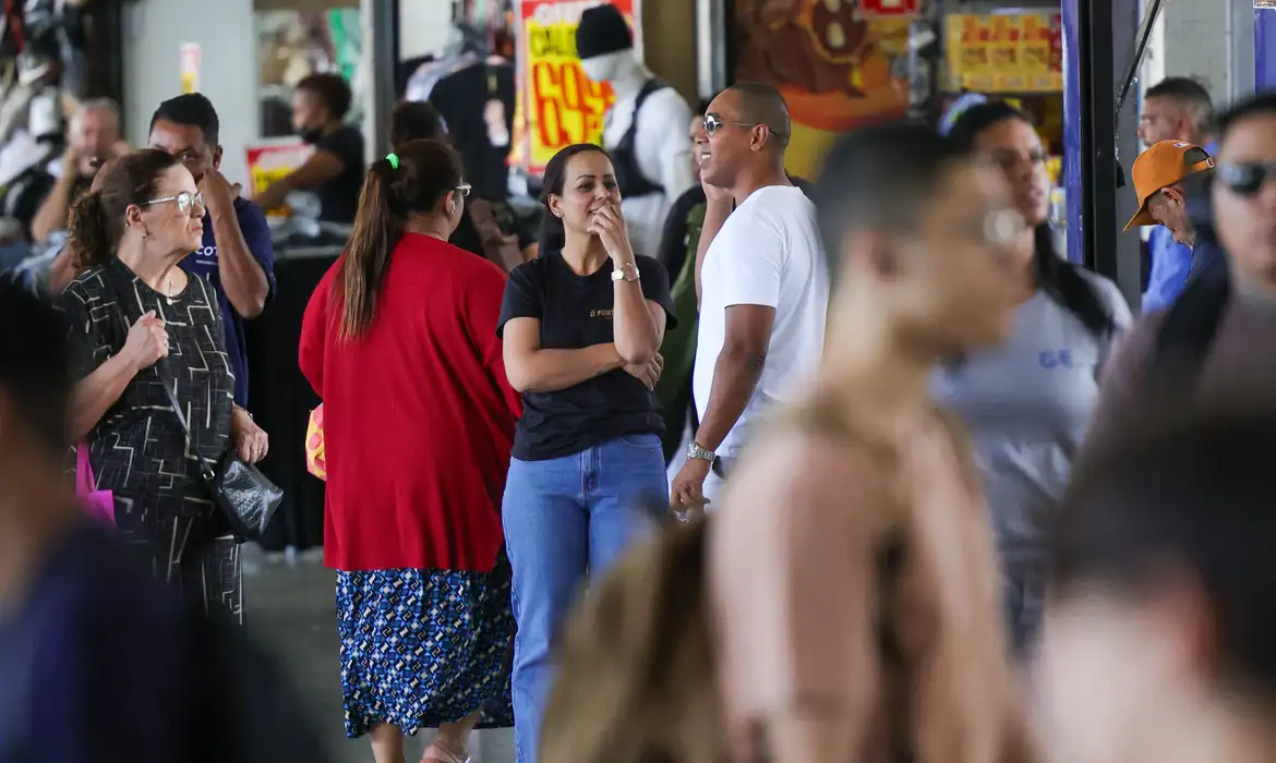 Iniciativa por economia focada: 'Vida em Conta' aproxima debate