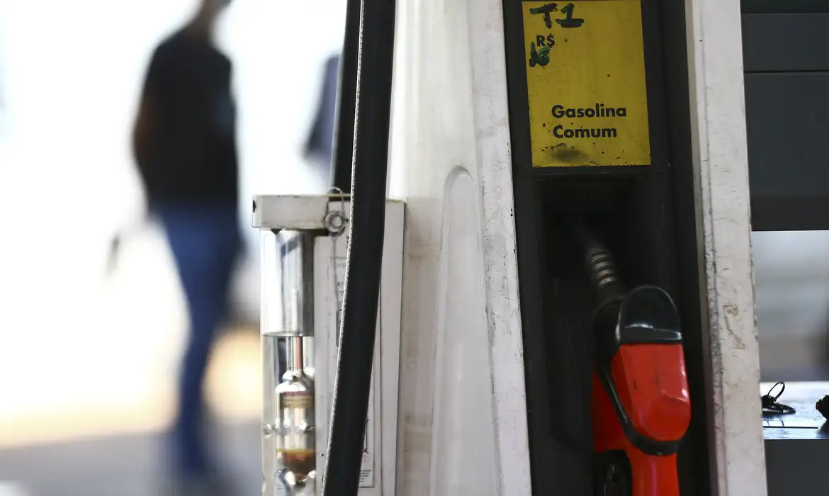 Fiscalização de combustíveis: governo reforça ações contra alta
