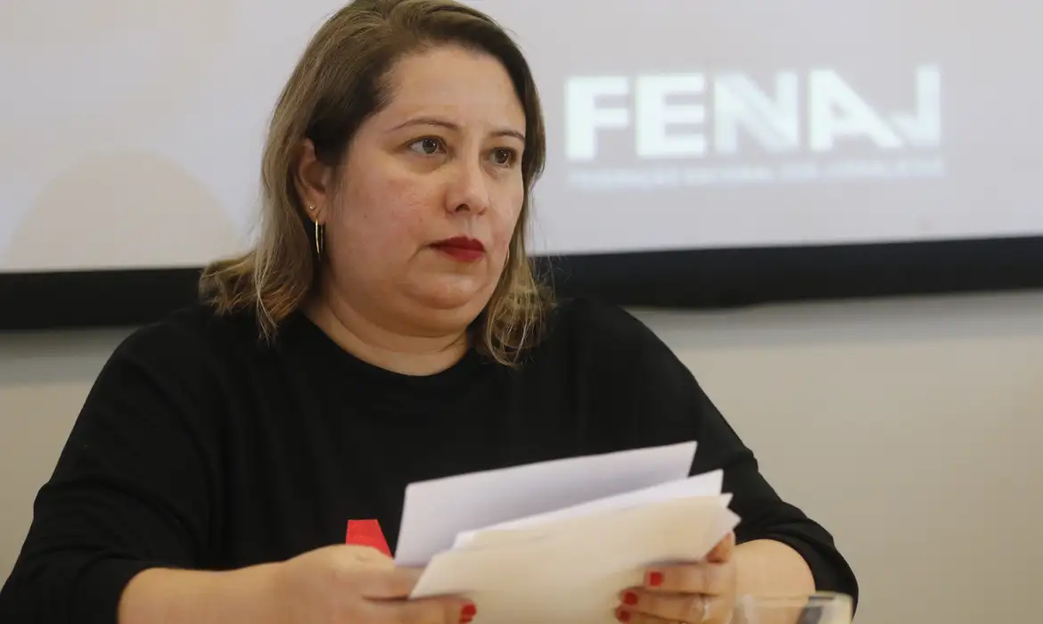 Fenaj sobre propostas de campanha: 'Tiktokização' e crise
