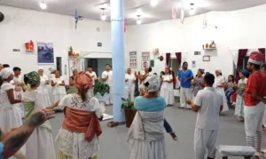 Eleitores de religiões afro se sentem invisíveis em campanha