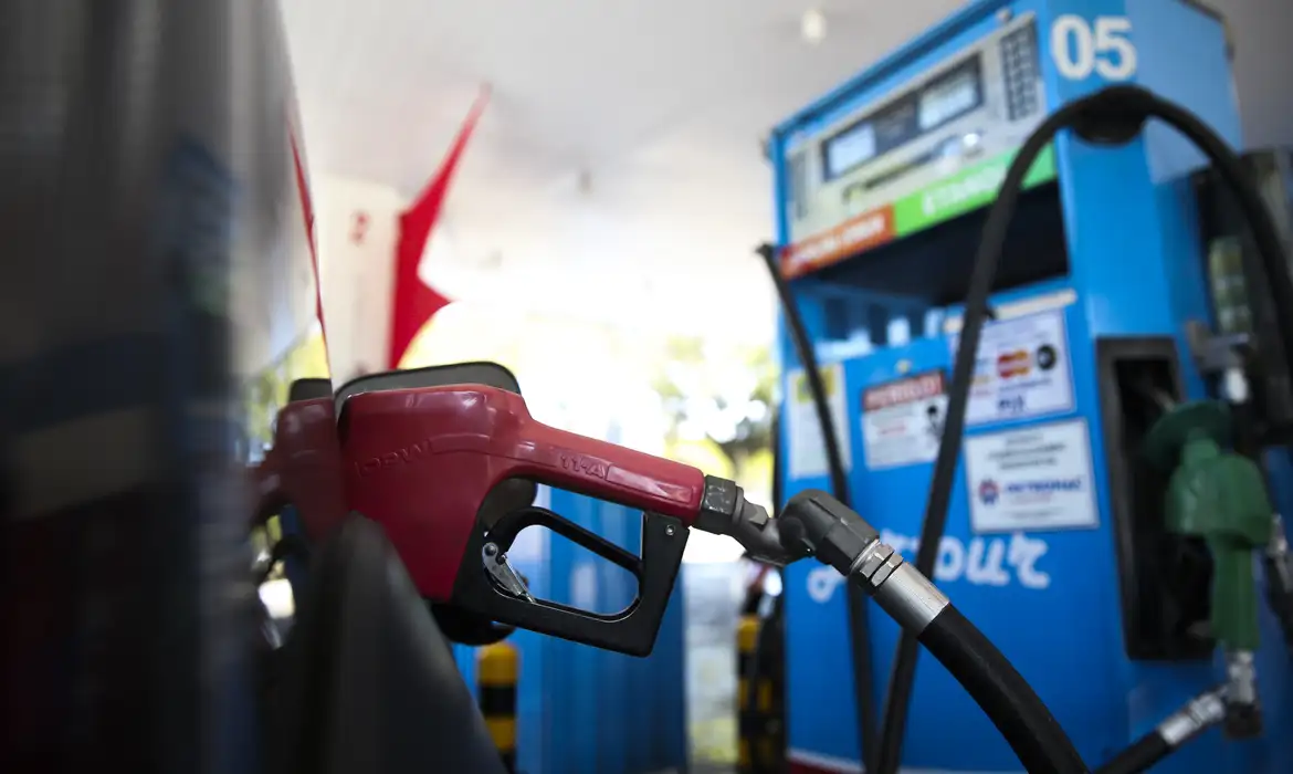 Aumento abusivo de preços: Senacon investiga 70 postos