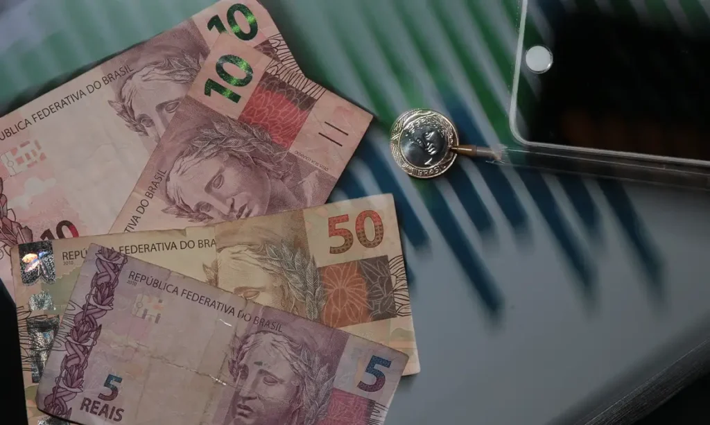 Ata do Copom detalha corte da Selic por desaceleração econômica