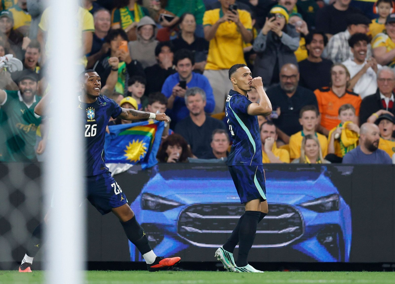 Vanderson na Seleção Brasileira: lateral de MT faz seu 1º gol