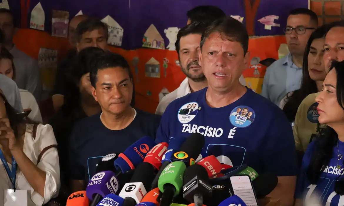 Tarcísio de Freitas reeleito governador de SP promete mais