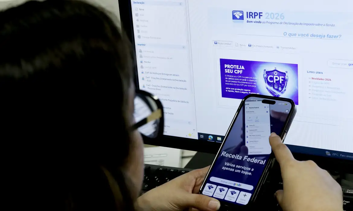 Malha fina Imposto de Renda: Receita Federal notifica 498 mil