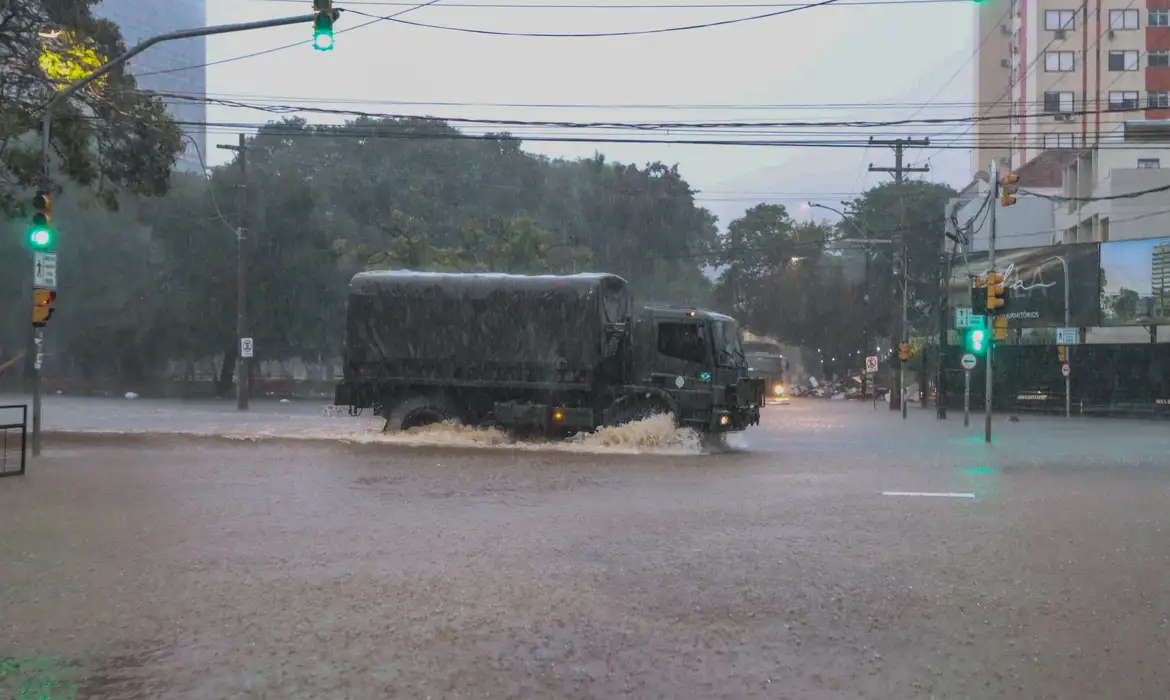 Alerta de tempestade no Sul: Inmet prevê perigo para a região