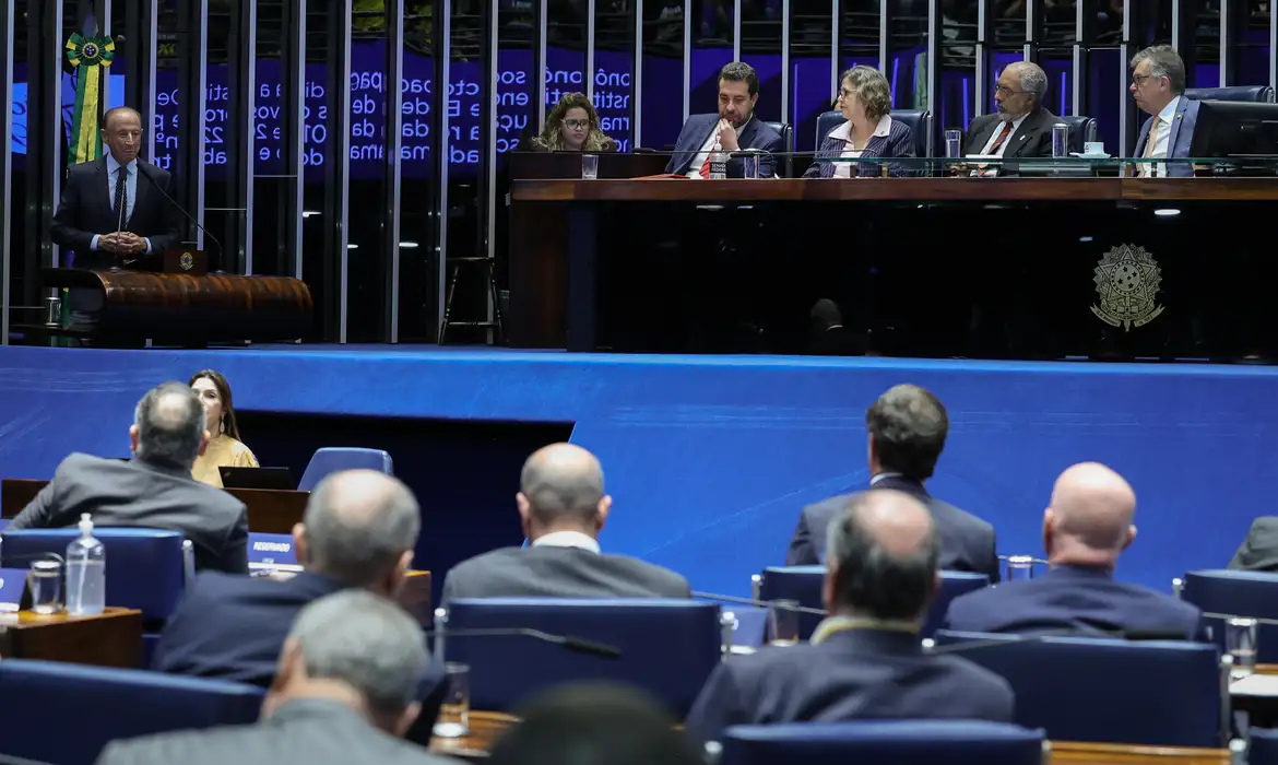 Fim da escala 6x1: Senado vota proposta e define próximos passos