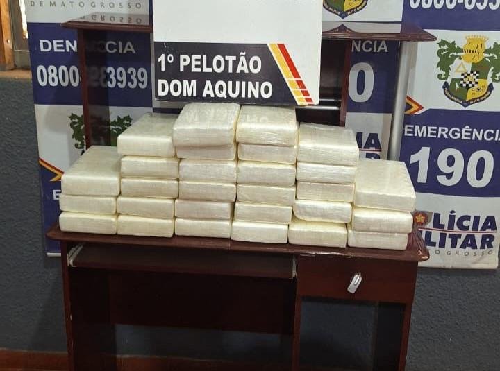 Apreensão de cocaína em Dom Aquino: PM prende dupla com 28 tabletes