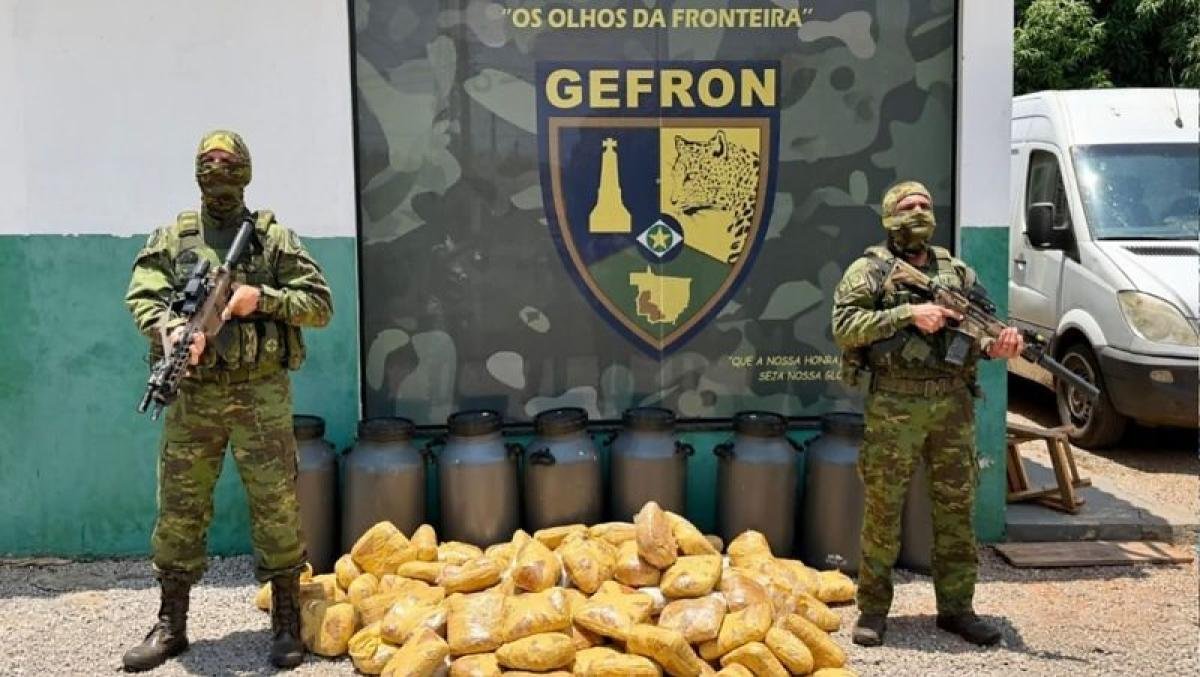 Apreensão de skunk: 73 kg em tambores de leite em Jauru