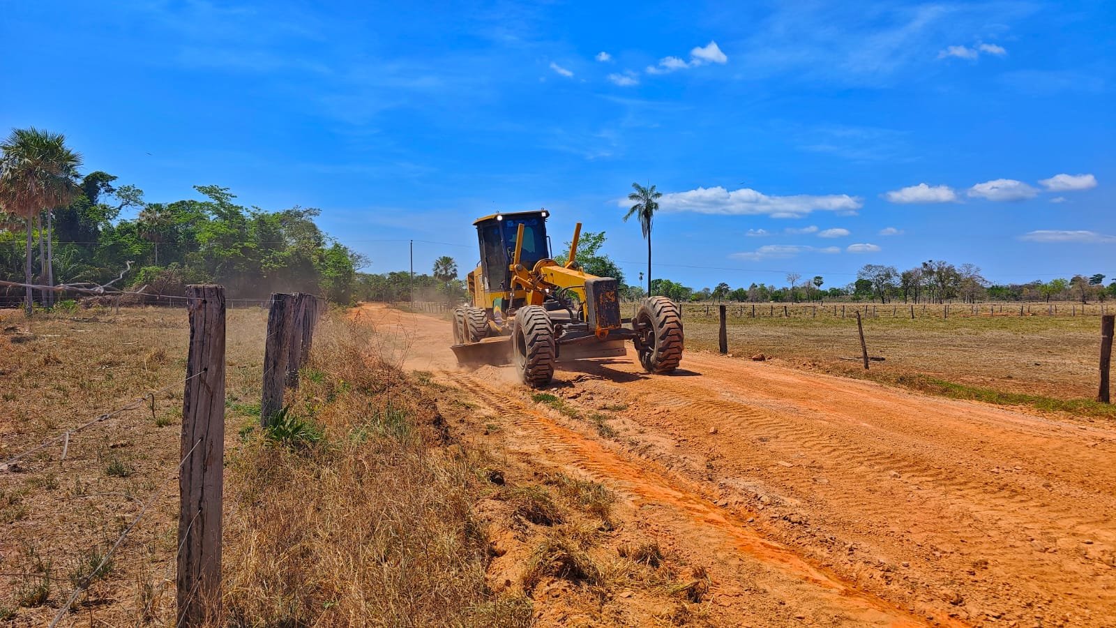 Patrolamento de estradas rurais: Cáceres conclui Vale Verde e inicia Sadia