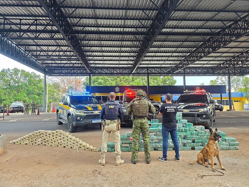Operação integrada apreende 550 kg de cocaína na BR-364